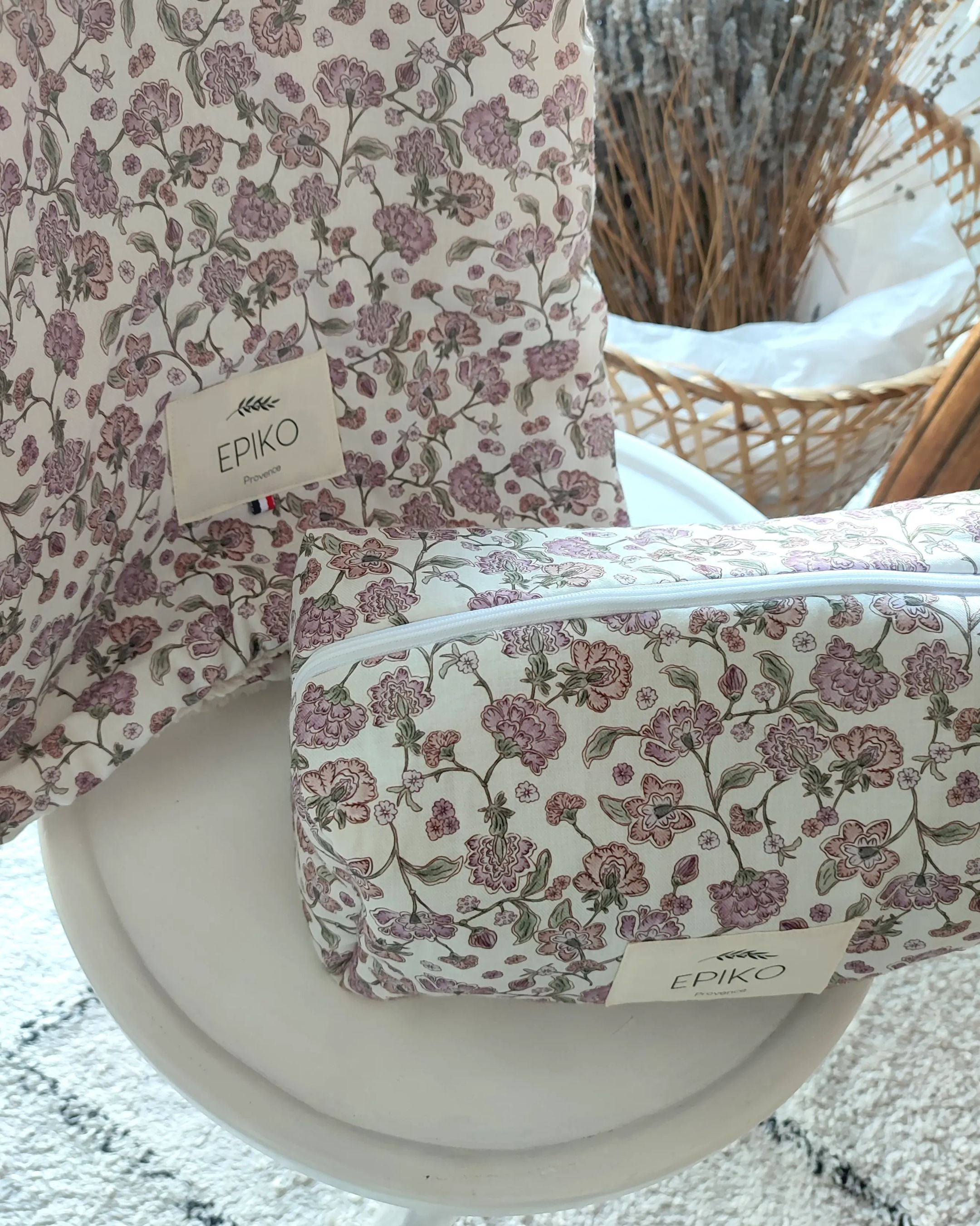 Trousse de toilette bébé fleuri lavande FEVE