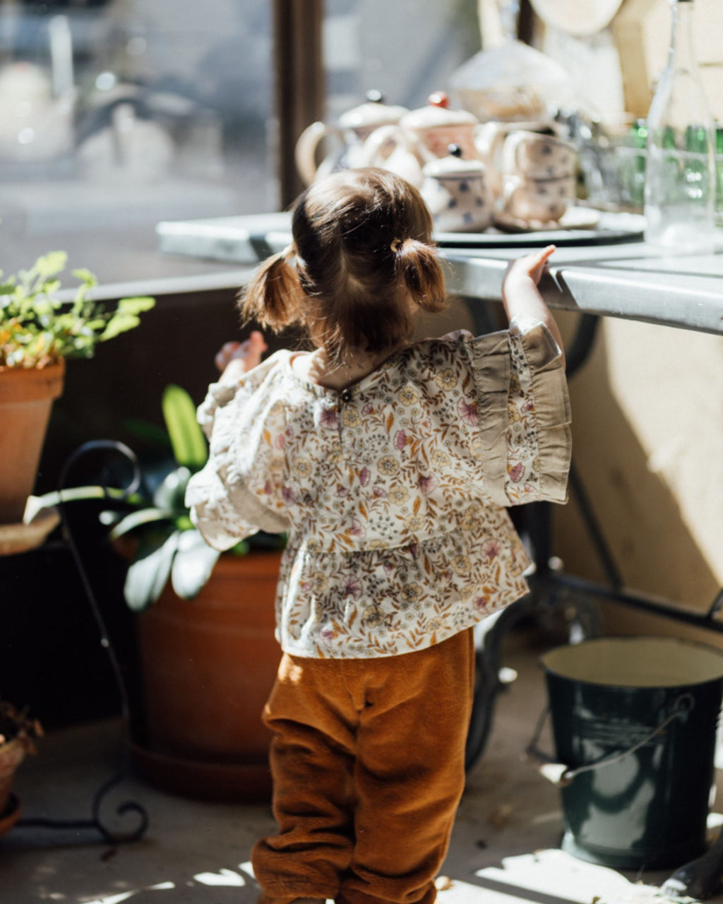 Haut bébé coton bio fleuri camel POMMIER