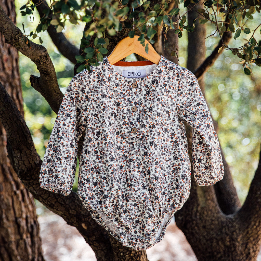 barboteuse bébé fleuri