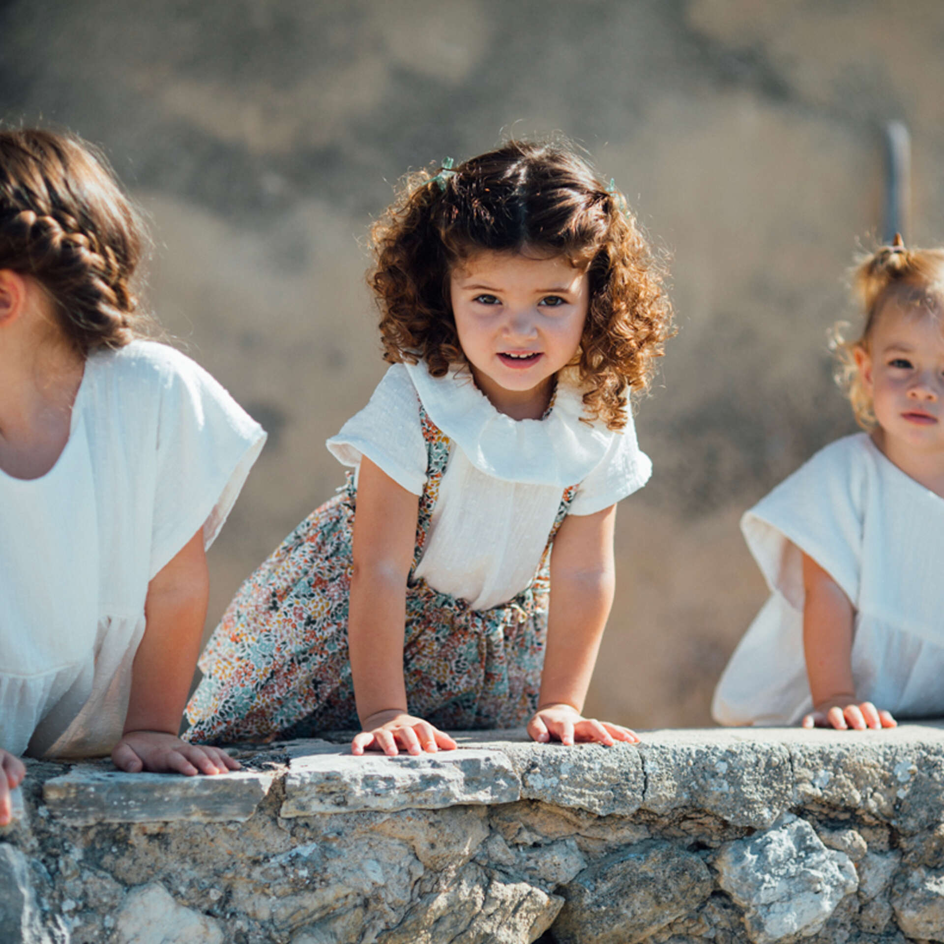 blouse cérémonie fille en plumetis blanc, coton bio GOTS