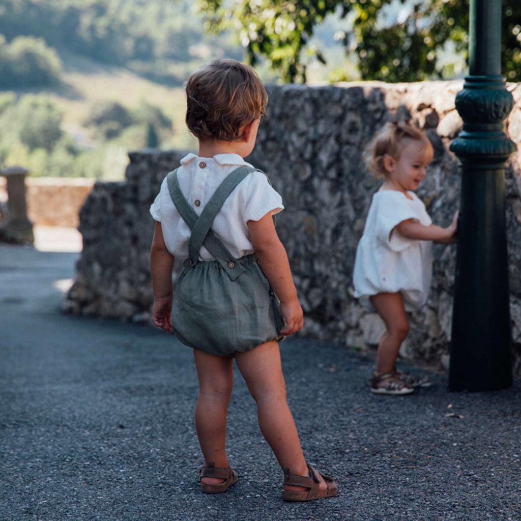 Ensemble top guimpe bébé et bloomer à bretelles lin
