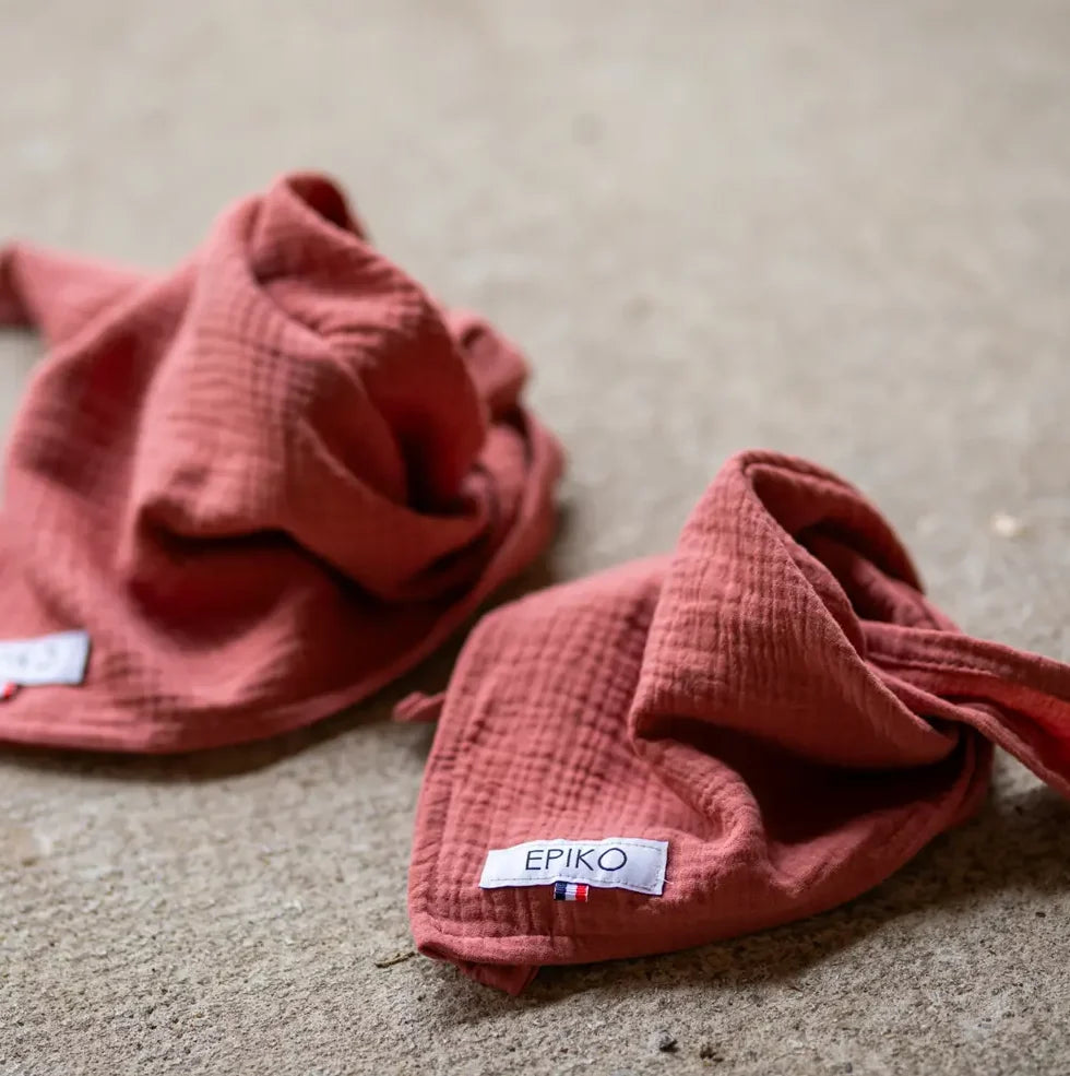 Foulard enfant double gaze de coton bio ROSEAU, double gaze de coton bio marsala GOTS.