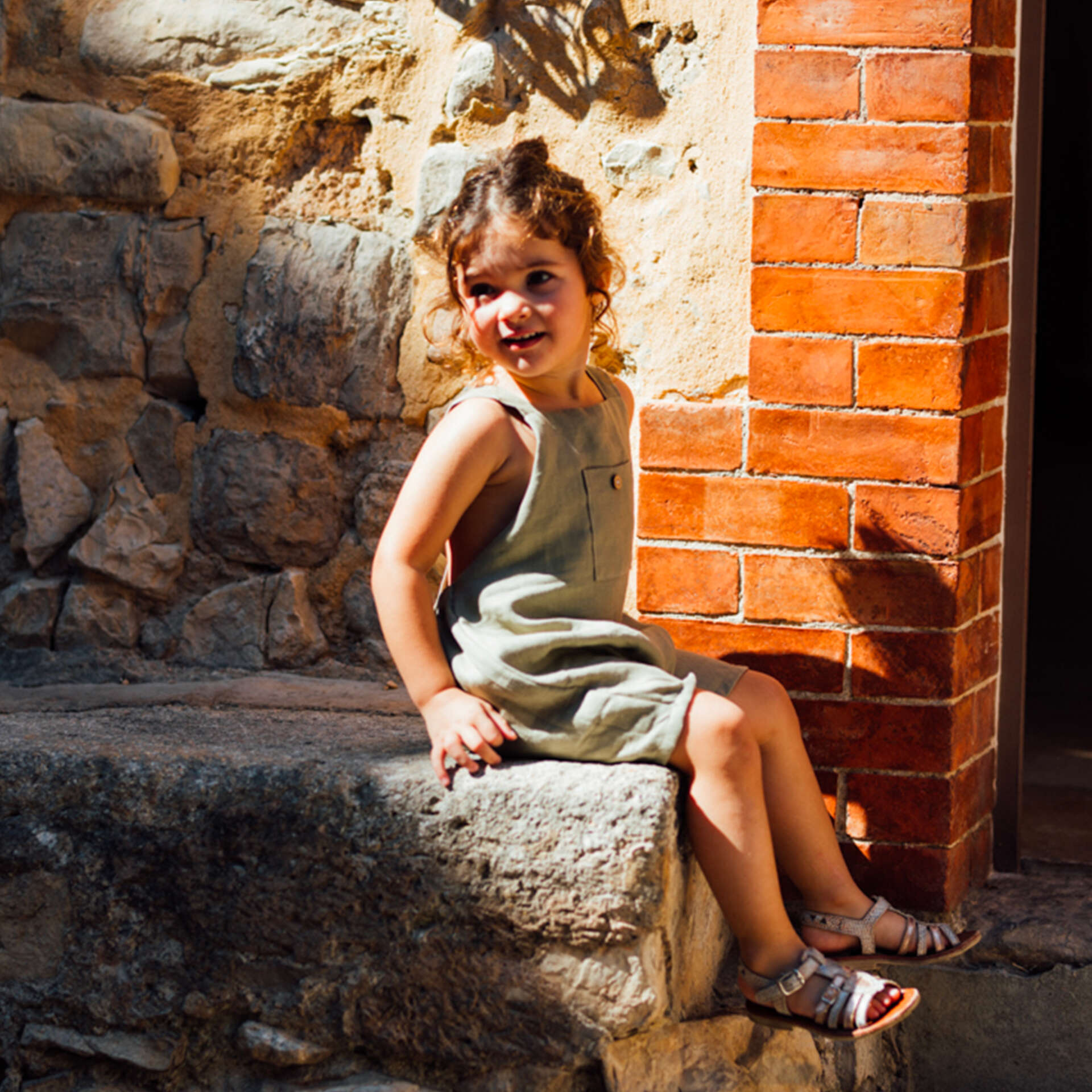 Salopette enfant lin olive ORIGAN