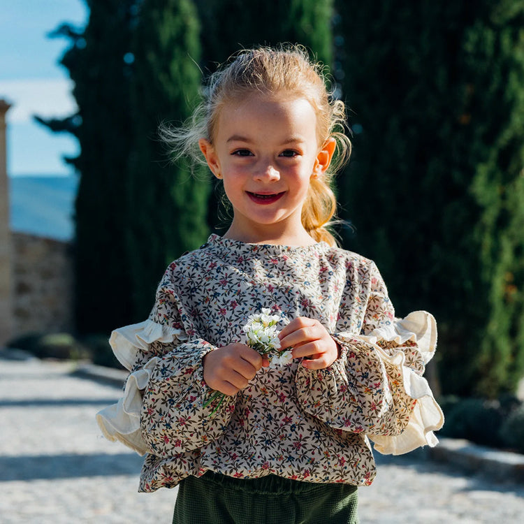 blouse bébé fleuri à volants, en coton bio GOTS. Made in France