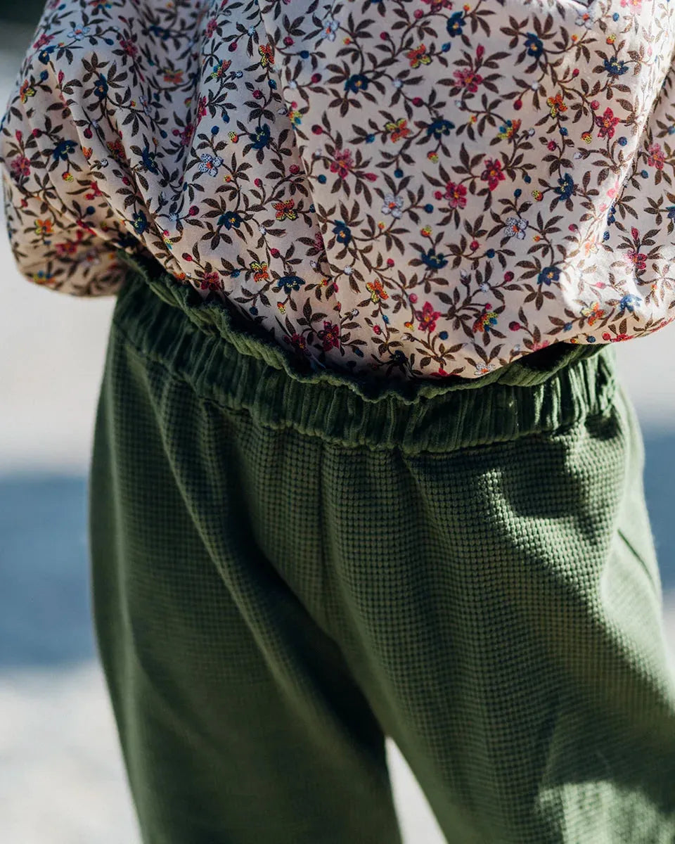 Epiko Pantalon Pantalon bébé nid d’abeille olive AMANDIER Mode durable made in france et europe